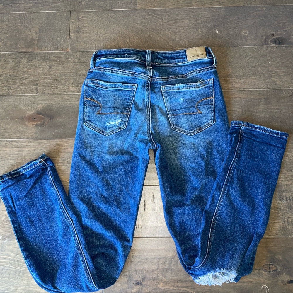 American eagle tomgirl jeans